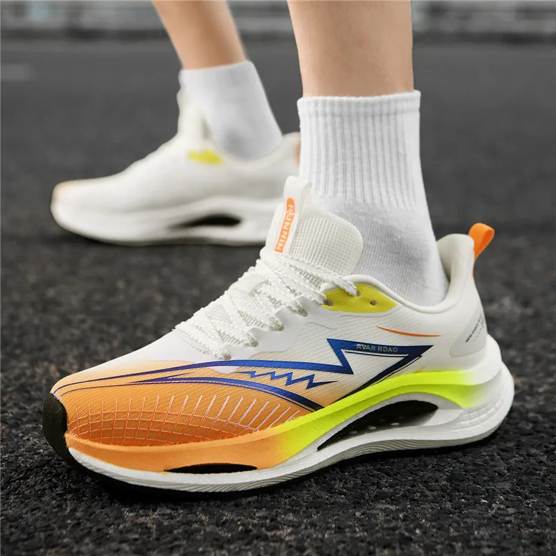 경량 카본 플레이트 러닝화, 뛰어난 반발력의 쿠셔닝,  - Lightweight Road Running Shoes 리뷰 및 가격
