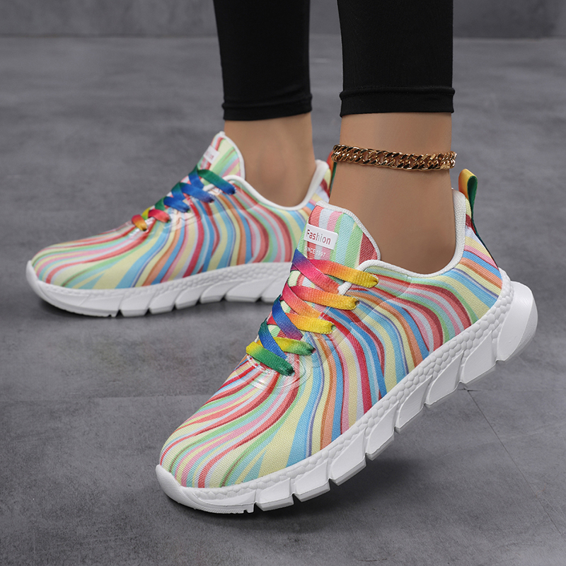 여성용 무지개 줄무늬 스니커즈, 플라잉 니트 소재, 끈 - Knit Fabric Lace Up Sneakers 리뷰 및 가격